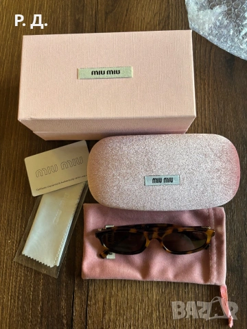 Слънчеви очила miu miu