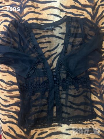 Блуза , снимка 2 - Блузи с дълъг ръкав и пуловери - 45470418