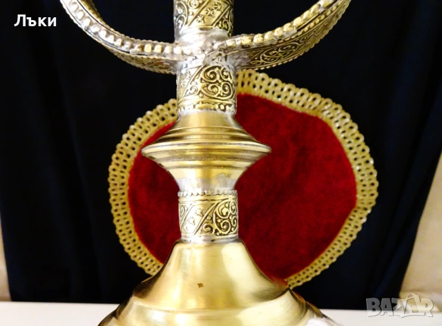 Уникален бронзов свещник,релефни орнаменти. , снимка 11 - Антикварни и старинни предмети - 54071392