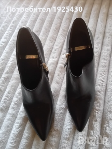 Боти Marciano GUESS , снимка 3 - Дамски боти - 52811581