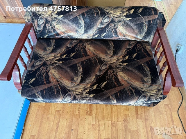 Разтегателен диван 