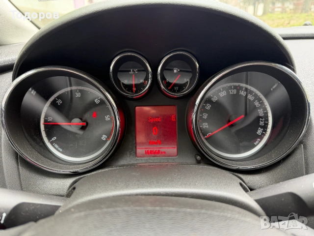 Opel Astra 1,7 CDTI, 120 k.c , снимка 7 - Автомобили и джипове - 53668813