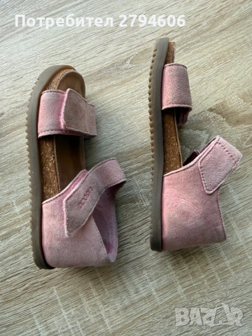 Детски сандали Lasocki за момиче номер 26, снимка 4 - Детски сандали и чехли - 54213436