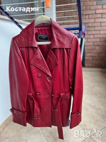 Червено кожено дамско яке 