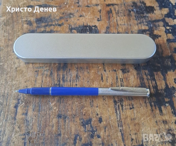 ролер Pierre Cardin синя пластмаса със стоманена капачка в метална кутия