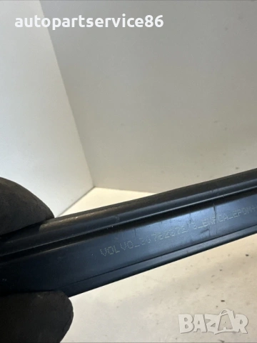 Лайсна за облицовка на заден прозорец за Volvo XC60 (2011) 30762372, снимка 2 - Части - 53742011