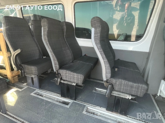 Седалки бус Спринтер/Крафтер , снимка 2 - Аксесоари и консумативи - 53882601
