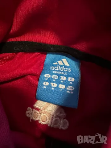 Дамски екип Adidas , снимка 2 - Спортни екипи - 47239819