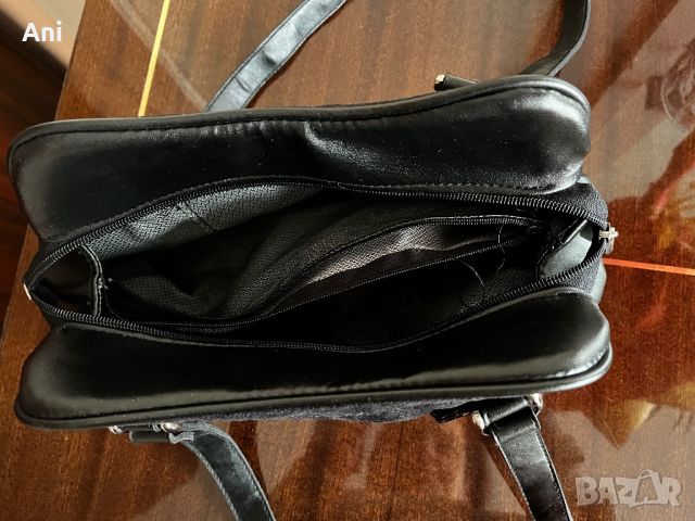 Черна чанта, снимка 2 - Чанти - 45602176