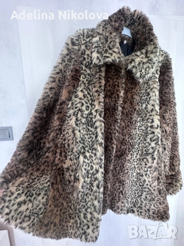 Дамско палто пелерина