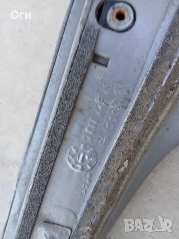 Оригинален спойлер заден капак за Фолксваген Пасат В3 88-92г. седан, снимка 3 - Аксесоари и консумативи - 53663494