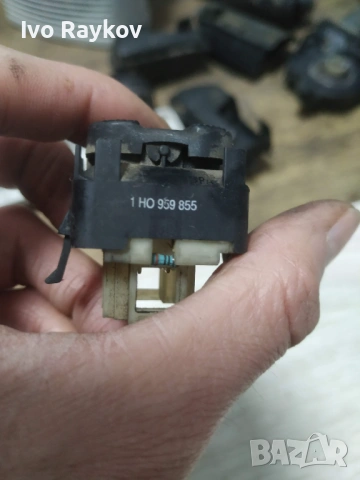 Ключ , Бутон , Стъклоповдигане 1H0959855 VW GOLF 3,PASSAT,VENTO, снимка 4 - Части - 53036792