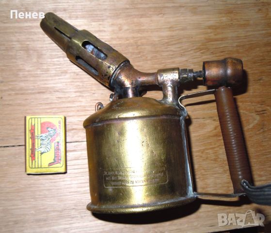 Малка поялна лампа, снимка 3 - Антикварни и старинни предмети - 45759696