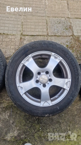 летни гуми с алуминиеви джанти от VW Touran, снимка 4 - Гуми и джанти - 54010744