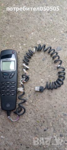 Телефон Нокия от Мерцедес S400--2003г--4.0sdi, снимка 1 - Автомобили и джипове - 45729139