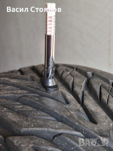 Гуми TOYO 17 цола, снимка 8 - Гуми и джанти - 53755379