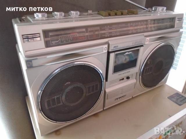 касетофон Sanyo M9935K, снимка 2 - Радиокасетофони, транзистори - 53581387