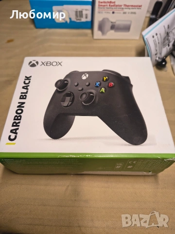 Безжичен контролер за Xbox Series X/S - въглеродно черен , снимка 4 - Аксесоари - 53727358