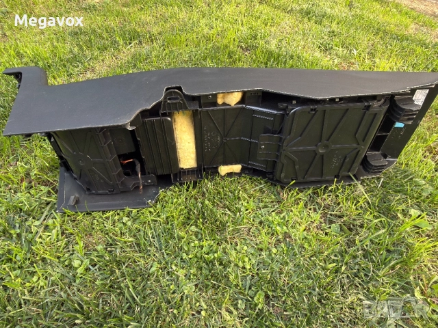 Конзола за Мерцедес CLS W218, снимка 3 - Аксесоари и консумативи - 52144267