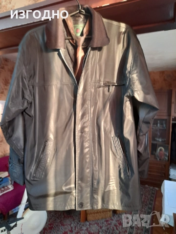 ЗА 4€ ПРОМАЗАНО ЯКЕ ЗАПАЗЕНО И ЕЛЕК ЧЕРЕН, снимка 2 - Якета - 53732353