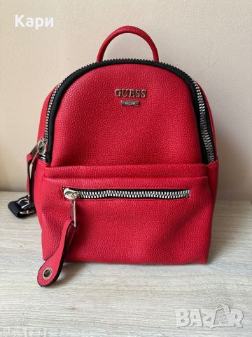 Дамска червена раница Guess