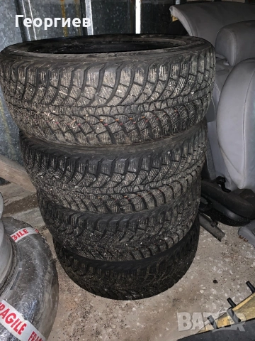 Зимни гуми Kumho Wintercraft 215/55/17