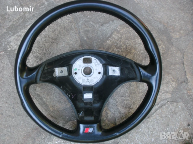  Волан трилъчев - оригинален Audi A4,A6,A8,TT - S Line !, снимка 6 - Части - 50015582