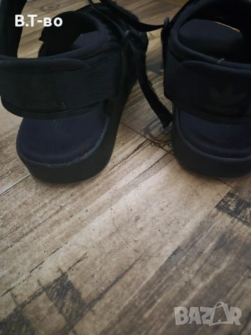 Adidas originals унисекс сандали, снимка 4 - Детски сандали и чехли - 51025837