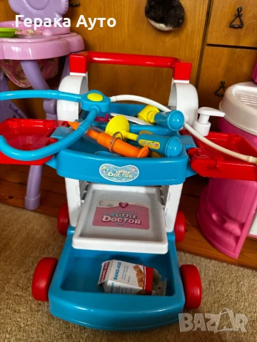 Детски играчки: кухня, докторски комплект, PlayDoh, легло за кукли, столче за кукли, люлка за кукли, снимка 2 - Кукли - 50495156