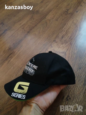 john deere cap - страхотна шапка 100% оригинал отлично състояние универсален размер, снимка 6 - Шапки - 51203582