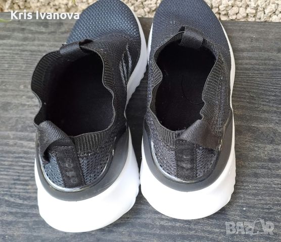 Adidas маратонки, снимка 3 - Маратонки - 45751129