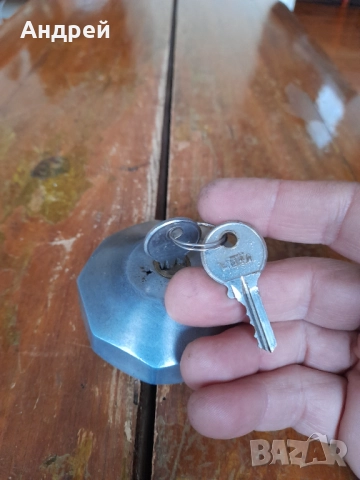 Стара капачка за резервоар #7, снимка 3 - Други ценни предмети - 52147232