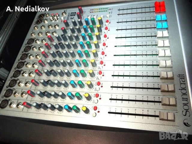 Soundcraft Spirit E8 audiomixer, снимка 5 - Други - 50867071