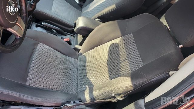 Седалки за Jeep compass 2012, снимка 2 - Части - 53339145