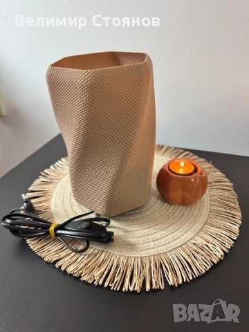 Настолна лампа Модел AuraLume AT-214, снимка 2 - Настолни лампи - 53666709