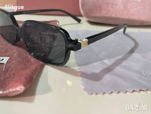 висококачествени очила с черен обикновен калъф и ув защита miu miu , снимка 2 - Слънчеви и диоптрични очила - 53461371