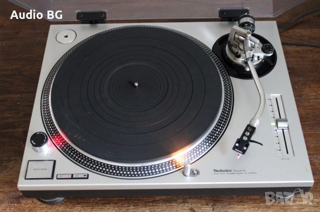 Technics SL-1200 MK2