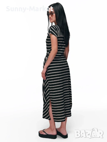 Дамска черна рокля на райета, снимка 3 - Рокли - 53507593