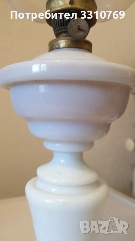 Красива антикварна стъклена газена лампа. , снимка 2 - Настолни лампи - 52099739