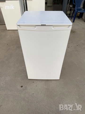 Малък хладилник Сименс , снимка 2 - Хладилници - 52629303