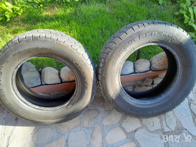 Два броя гуми свалени от Honda crv 1, снимка 3 - Гуми и джанти - 45234789