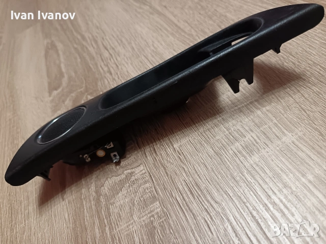 Конзола дясна за Алфа Alfa 147 и ГТ GT с пищялка тонколона говорител. , снимка 3 - Части - 53712641