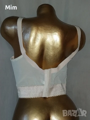 Validation 80 B Дантелен ретро / Винтидж / сутиен в цвят телесен , снимка 5 - Корсети, бюстиета, топове - 50802855