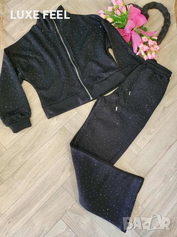 Дамски Комплект с Камъни ✨