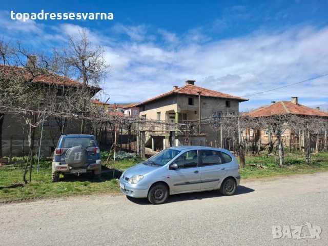 къща с двор - с. Блажиево /до гр. Дупница/