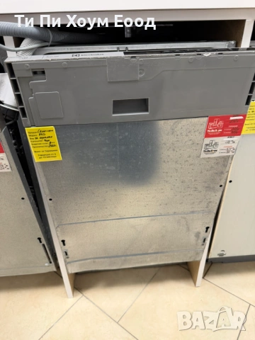Съдомиялна машина ELECTROLUX 45см. за пълно вграждане