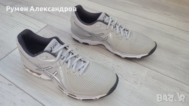 Нови сиви дамски маратонки ASICS GEL-NETBURNER размер 42, снимка 2 - Маратонки - 52830076