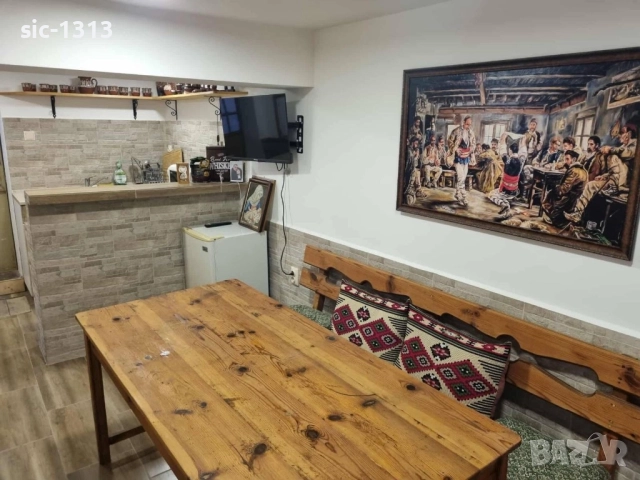 Продавам етаж от къща самостоятелен идеален Център