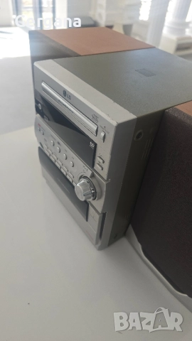 Аудио система LG LX-M320, снимка 3 - Радиокасетофони, транзистори - 51795508