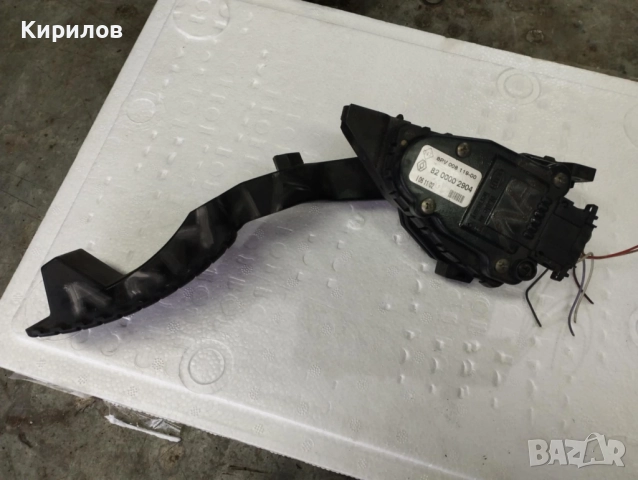Педал за газта - потенциометър за  Рено Лагуна Renault Laguna 8200002904, снимка 2 - Части - 52586223
